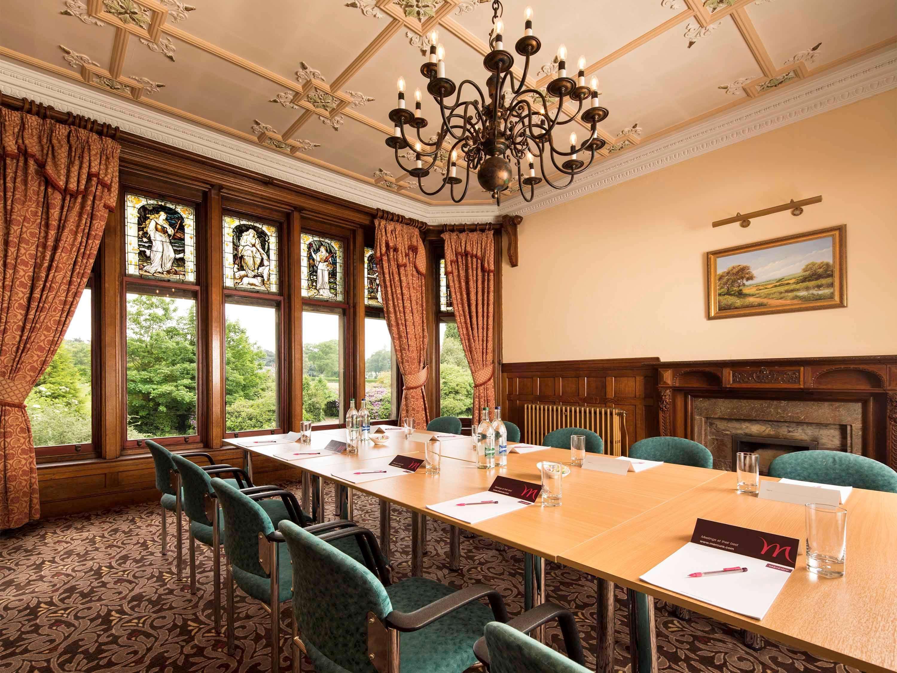 Mercure Burton Upon Trent, Newton Park Экстерьер фото